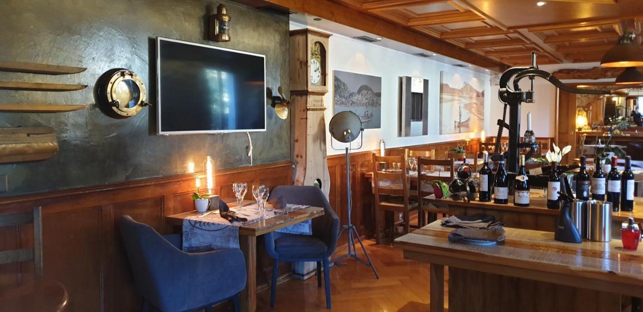 Hotel De La Truite & Spa Le Petit Nautilus Le Pont Εξωτερικό φωτογραφία
